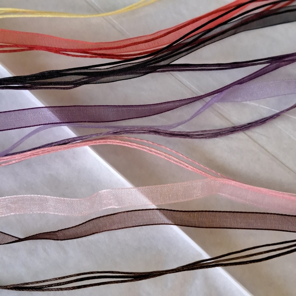 White Howlite Heart Pendant - Picture 3 of 8